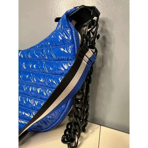 NWT BCBGENERATION Blue Puffer Crossbody Bag - Picture 3 of 11